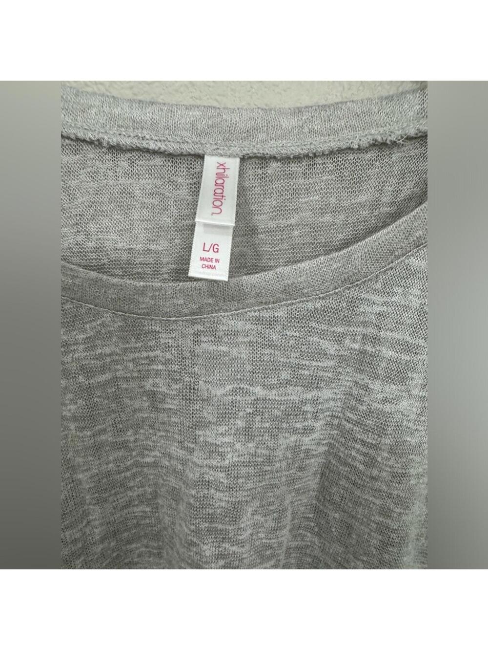 NWT Xhilaration Gray Sheer Lace Boho Flowy Top Large - Picture 3 of 6